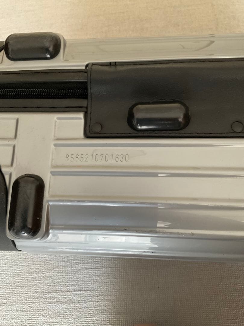 RIMOWA 2輪　キャリーケース　機内持ち込みサイズ