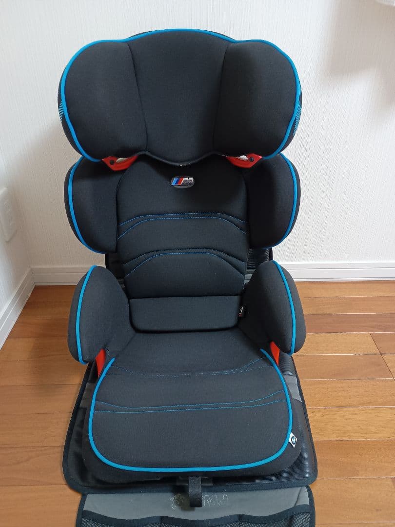 BMW 純正 ジュニアシート オマケ付 なんちゃってM仕様 ISOFIX