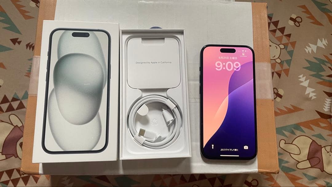 超美品 iPhone 15 128GB 黒 SIMフリー動作確認済 100%