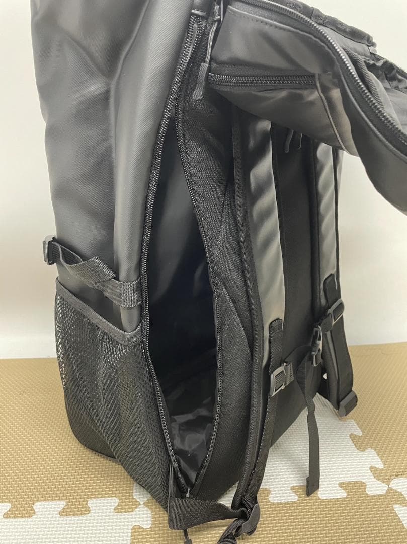 【ムチ子】スラッシャー　ＢＯＸリュック TH-Q WH