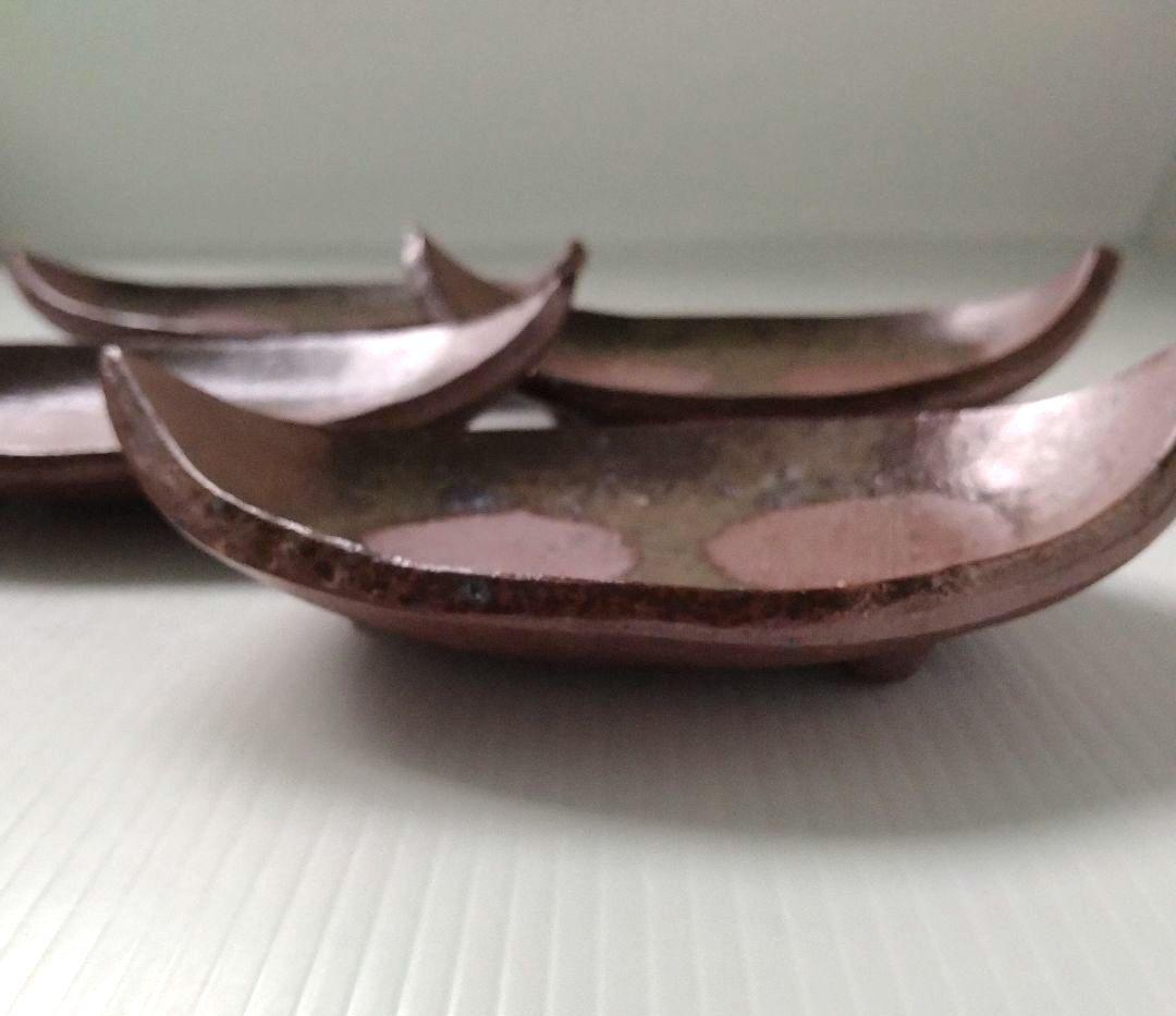 ② 備前焼 北大路魯山人写し 三つ足 舟形 長皿 和食器 足付き 4客