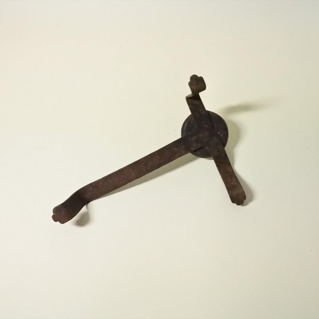 江戸末期～明治時代　鉄製　燭台　オブジェ　骨董品　アンティーク