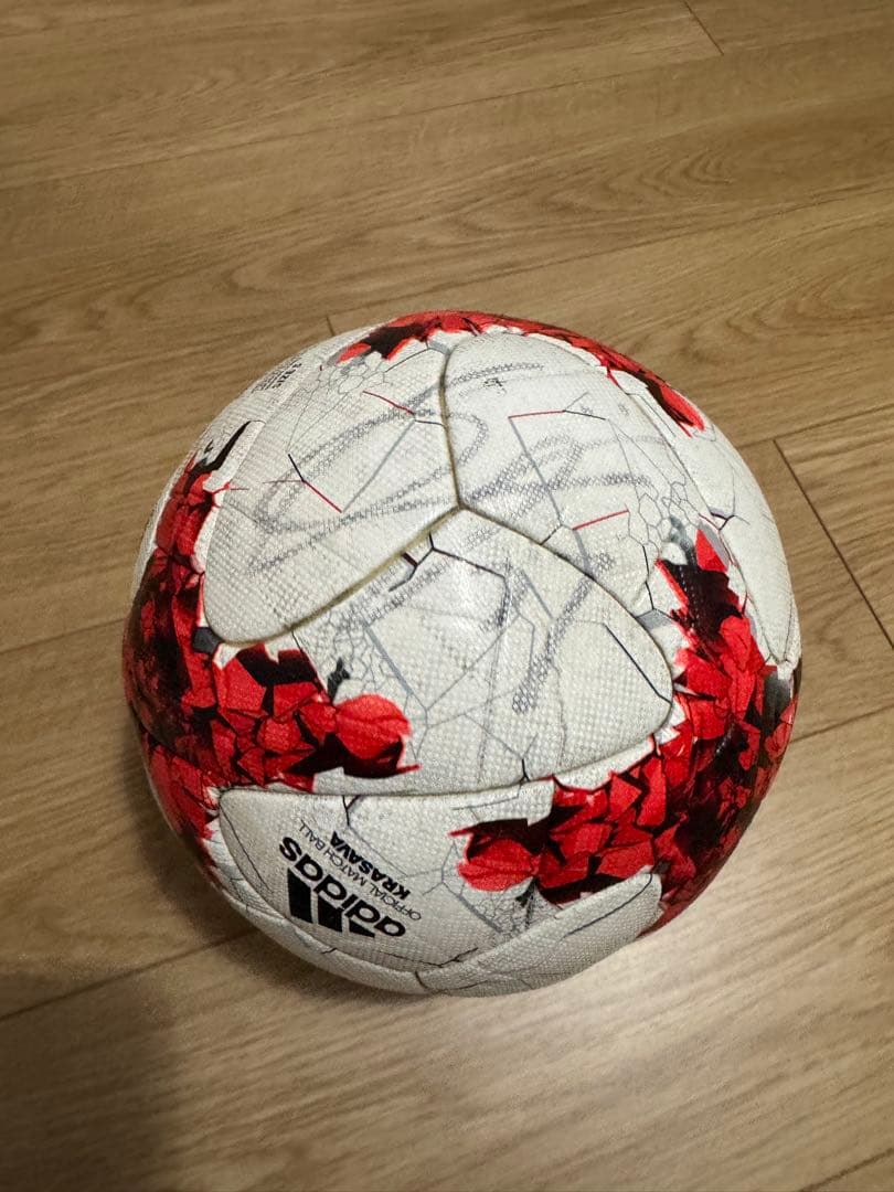 アディダスクラサバ　公式球　サイン付