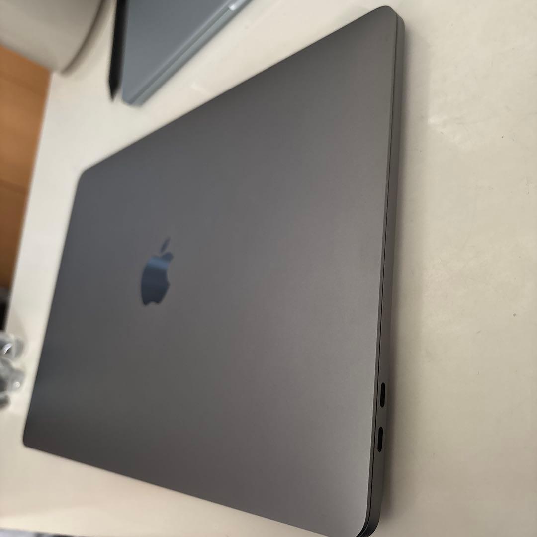 MacBook Pro 13インチ 本体 M2チップ 2022年モデル 美品