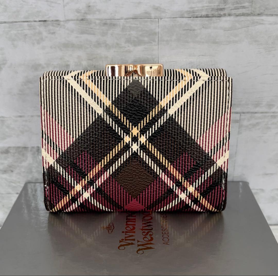 vivian westwood がま口 二つ折り スモールフレームウォレット
