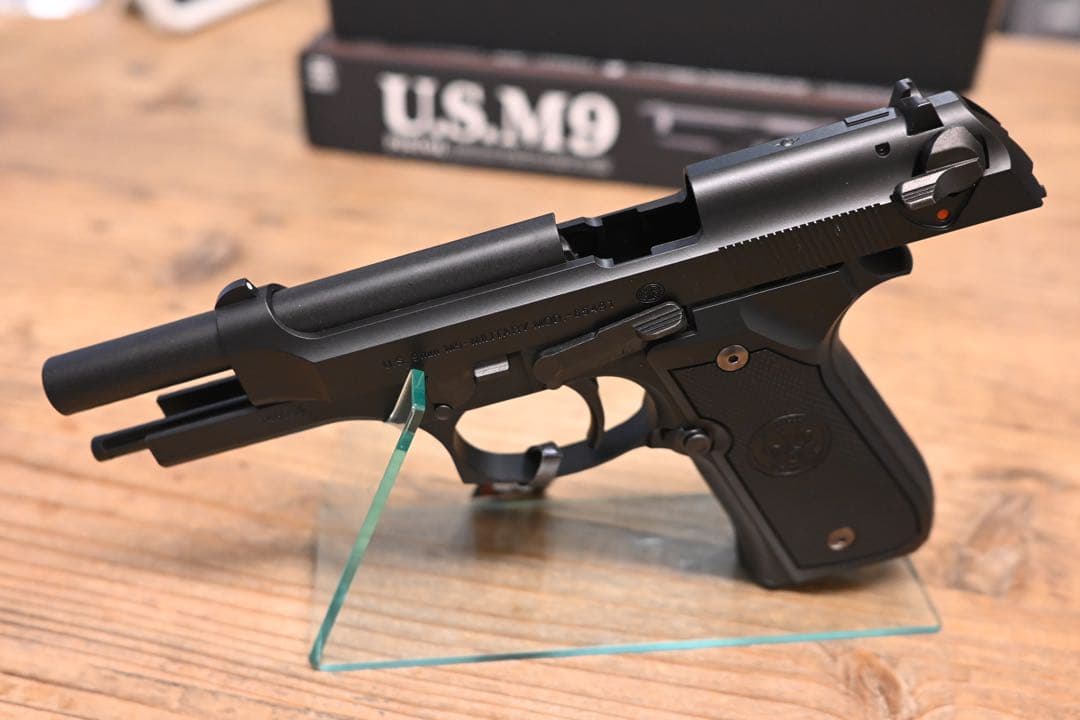 東京マルイ製 U.S. M9 PISTOL ガスガン