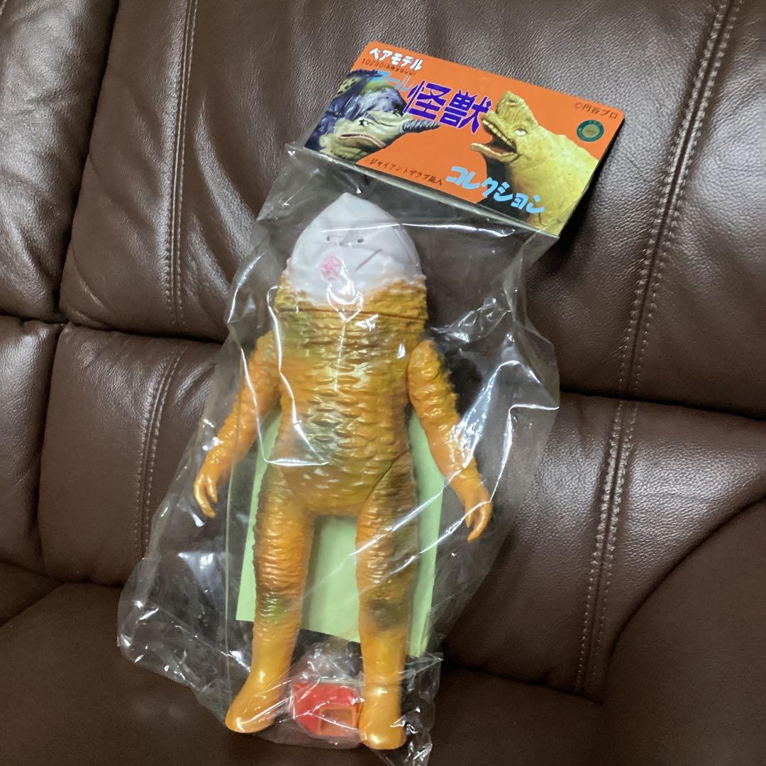 ベアモデル　ジャイアントザラブ星人　新品未開封　100体限定