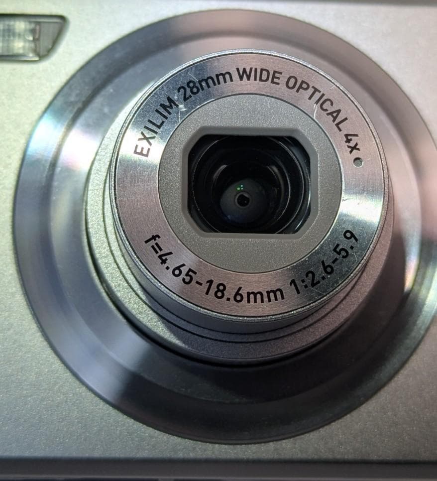 美品 CASIO EXILIM EX-Z250 コンパクトデジタルカメラ