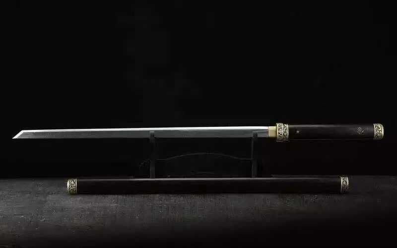 【素影唐刀】古兵器 武具 刀装具 日本刀　模造刀 居合刀 武士道 鑑賞用 美術刀