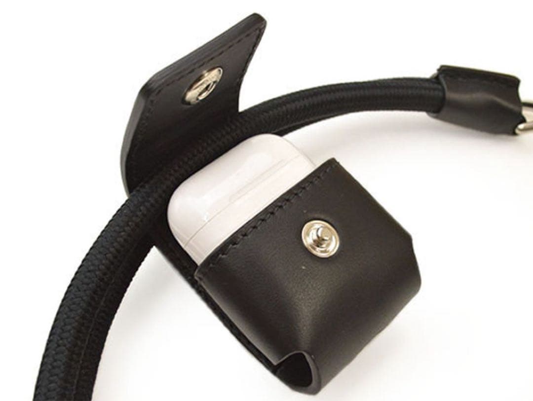 MONCLER モンクレール AirPods レザーケース emc015