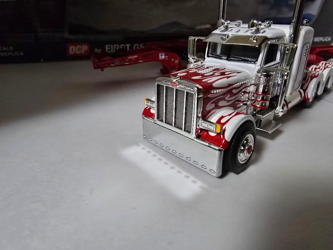 専用 Peterbilt389 重機運搬