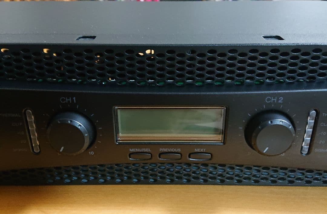 パワーアンプCROWN XLS1002