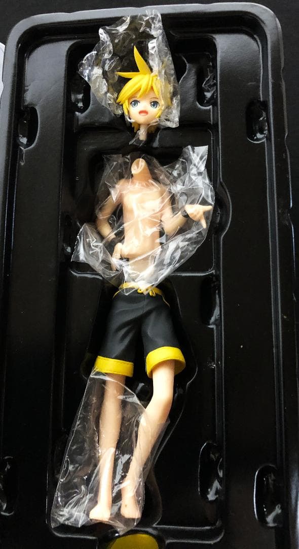 【開封未使用】鏡音レン 水着Ver.｜グッドスマイルカンパニー