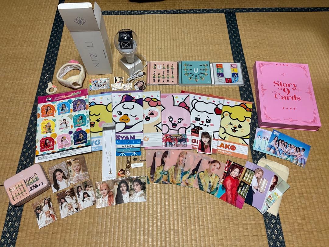 NiziUグッズ まとめ売り