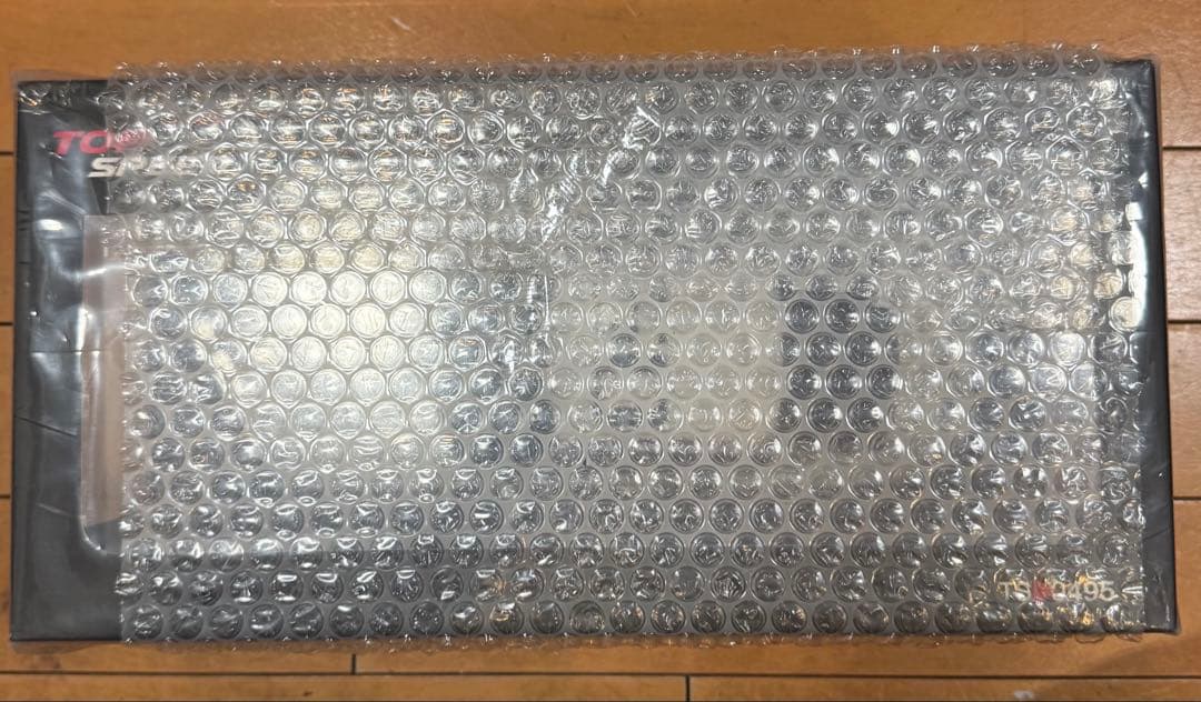 新品 1/18 BMW M4 3.0 CSL 「Top Speedシリーズ」