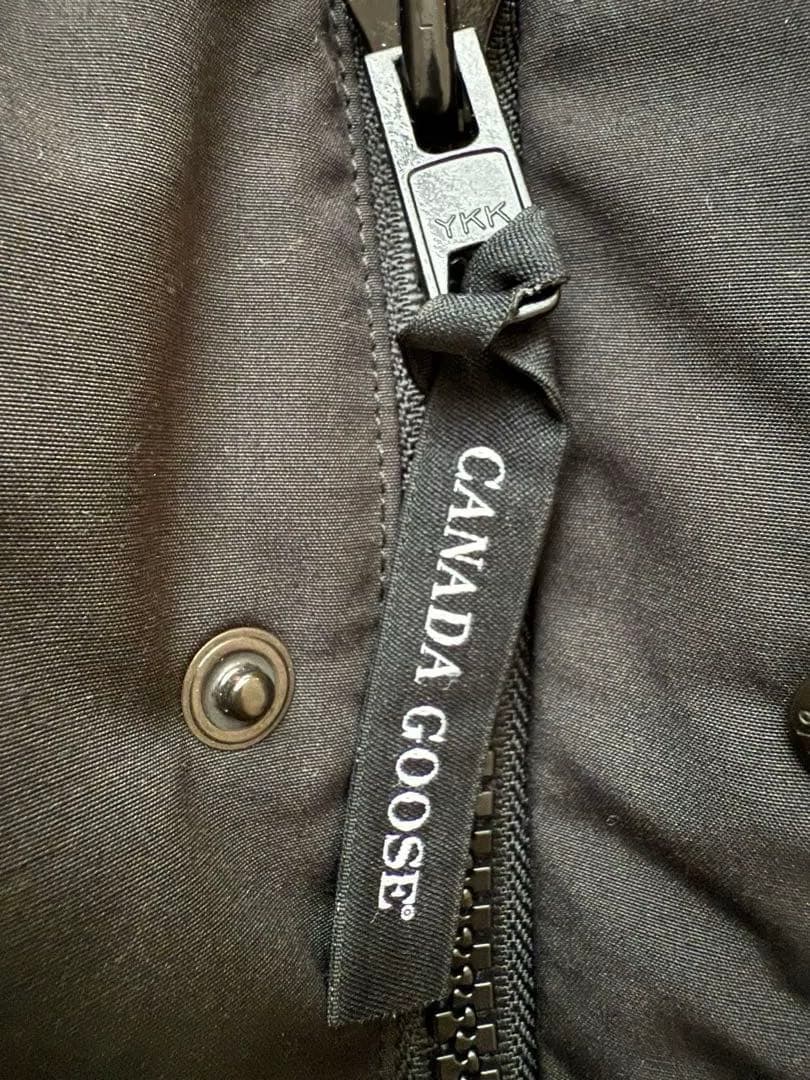   ダウンベスト ブラック