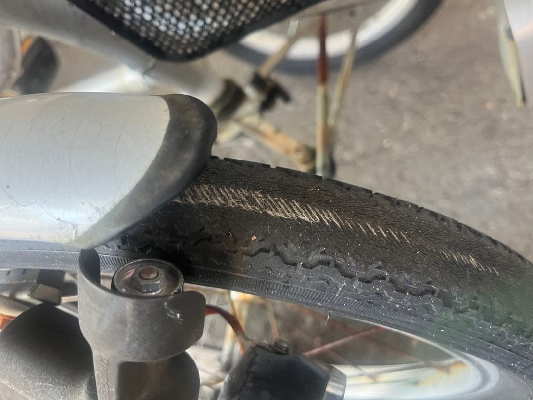 部品取りに、ジャンク品としての出品　名古屋市近郊限定手渡のみ中村区区北区配送無料