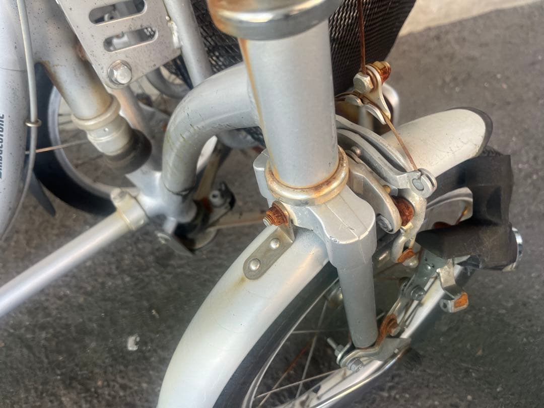 部品取りに、ジャンク品としての出品　名古屋市近郊限定手渡のみ中村区区北区配送無料