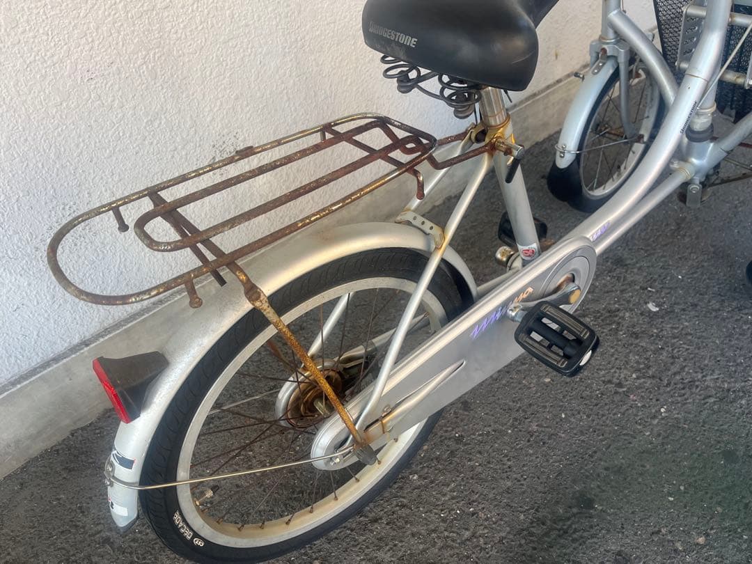 部品取りに、ジャンク品としての出品　名古屋市近郊限定手渡のみ中村区区北区配送無料