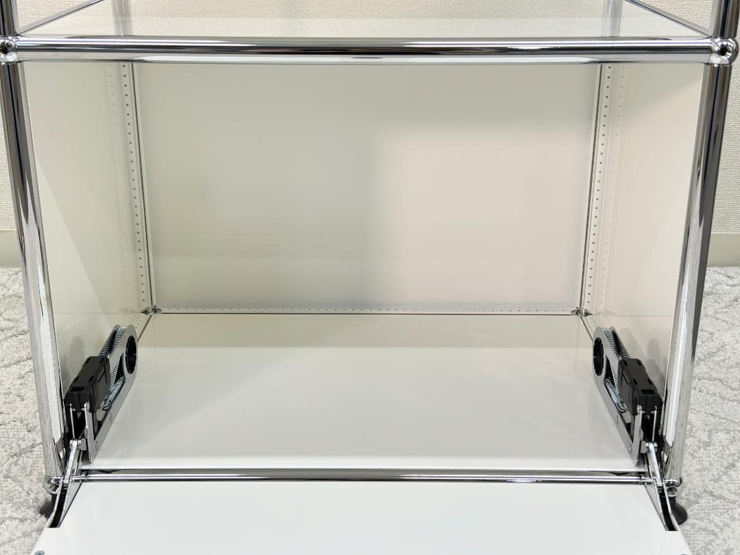 美品■USMハラー■ローボード　ミニキャビネット　1列2段　白　サイドテーブル