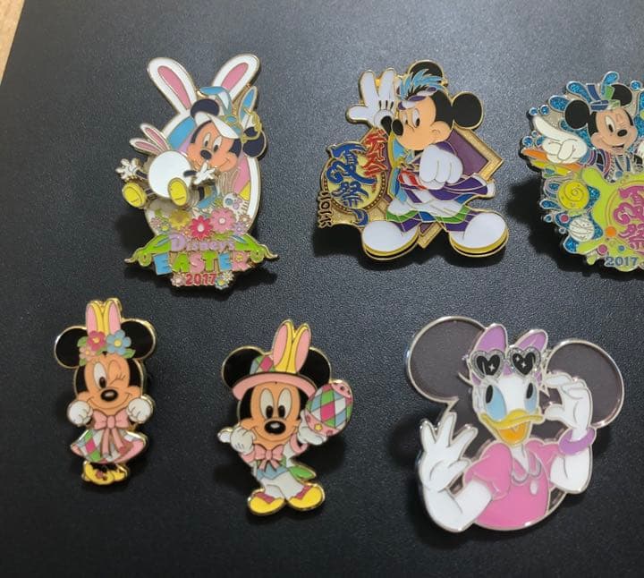 ディズニーピンズ　ピンバッジ