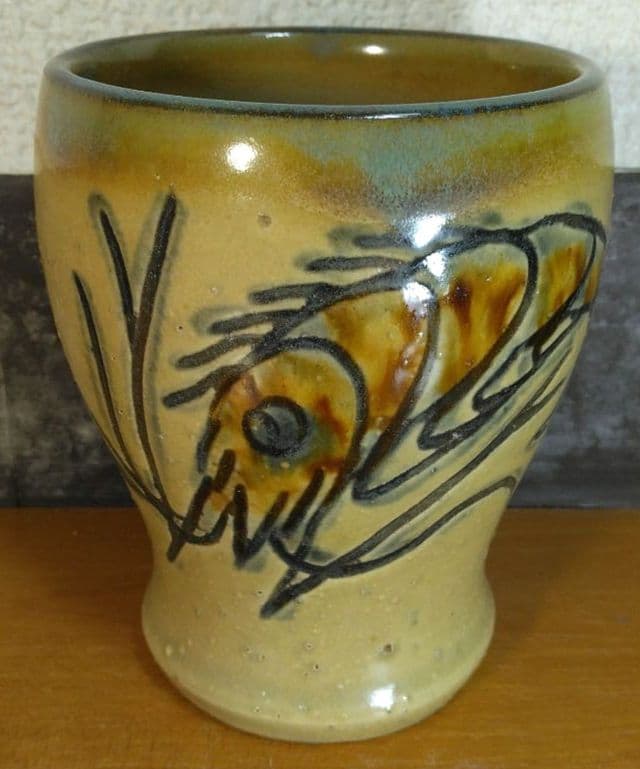 人間国宝 金城次郎 海老魚紋ゴブレット 栞 共箱 美品 やちむん 壷屋焼