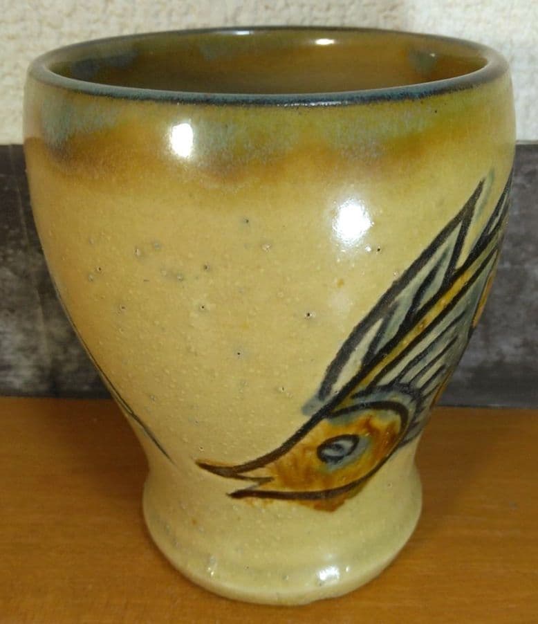 人間国宝 金城次郎 海老魚紋ゴブレット 栞 共箱 美品 やちむん 壷屋焼