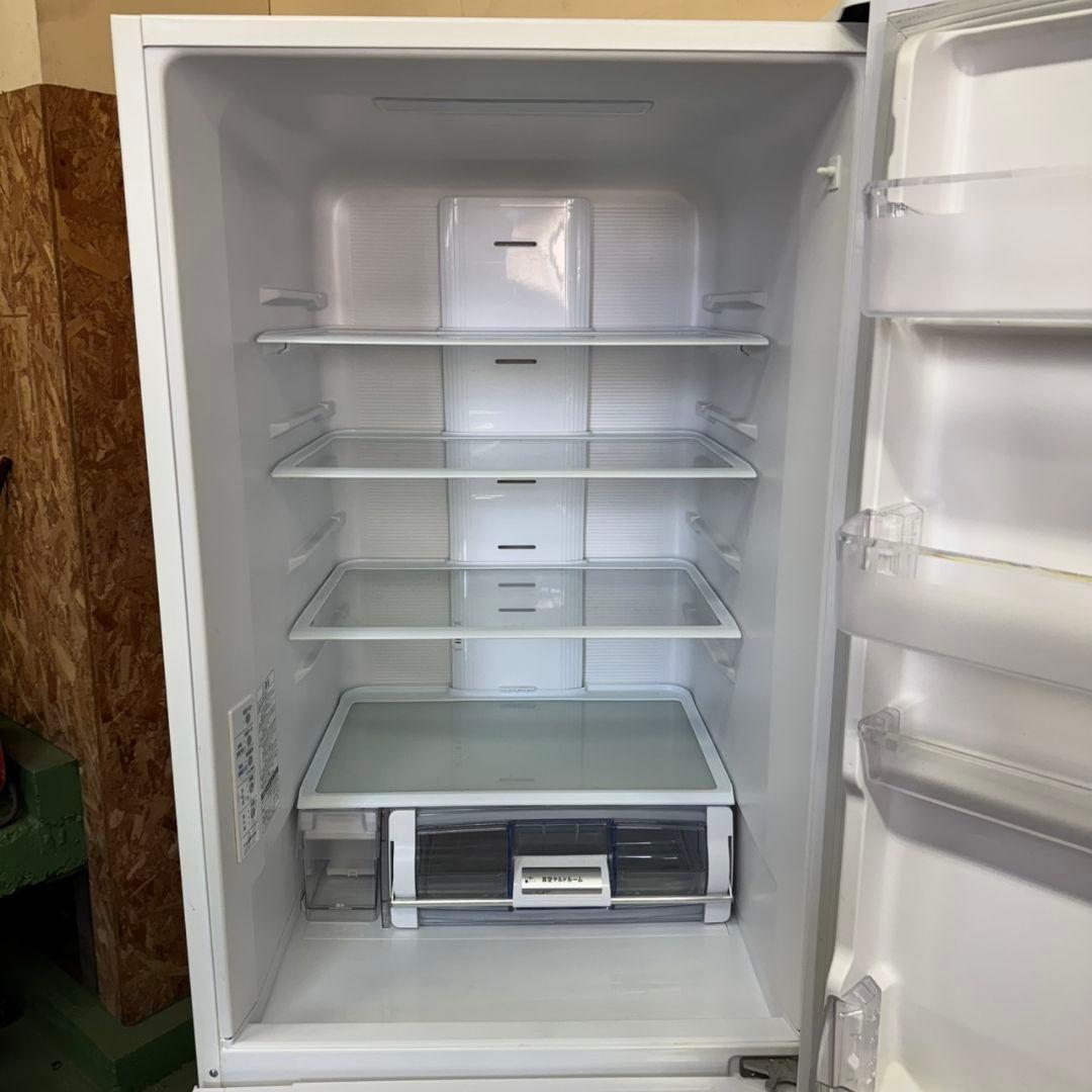 31L8送料設置無料 日立　自動製氷機能付き大型冷蔵庫375L 3ドア