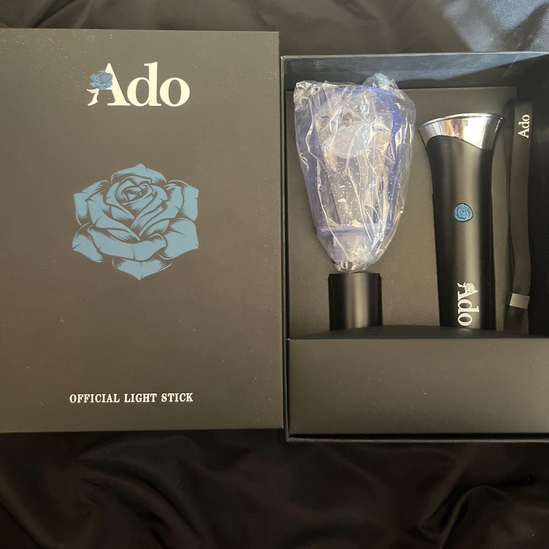 Ado 公式ペンライト&“Hibana” VIP特典ブローチ＆ビジュアルカード