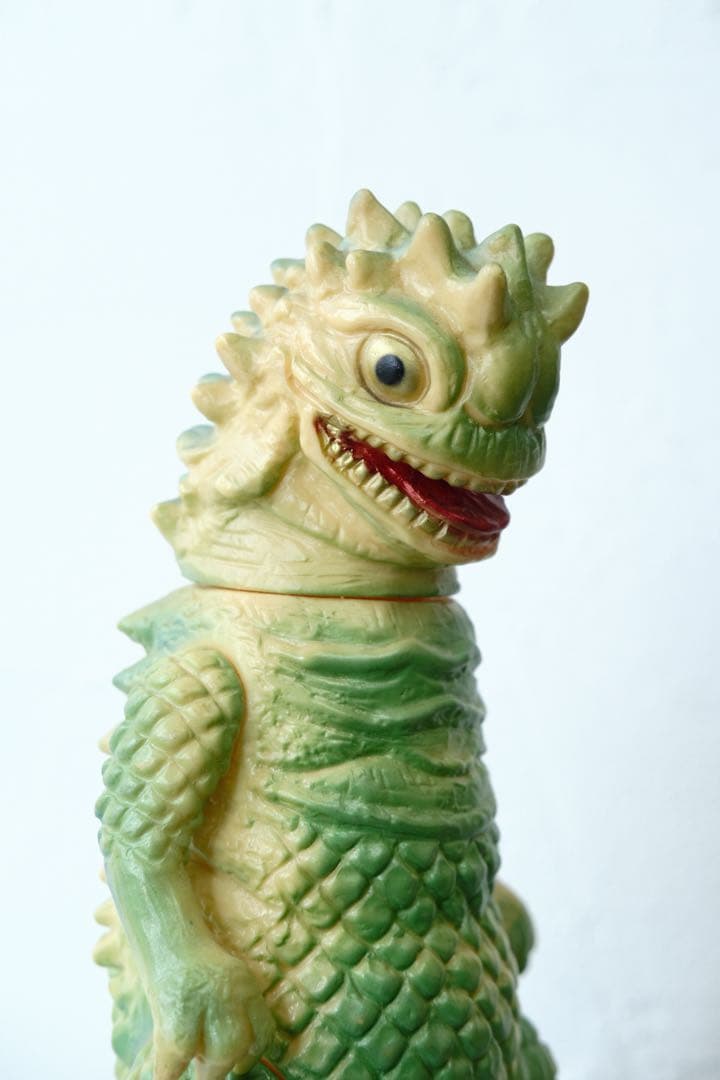 ウルトラマン ベムラー 怪獣 ソフビ