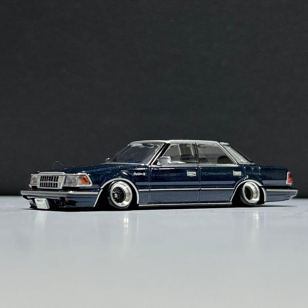 1/64トミカリミテッドヴィンテージネオ　クラウン改