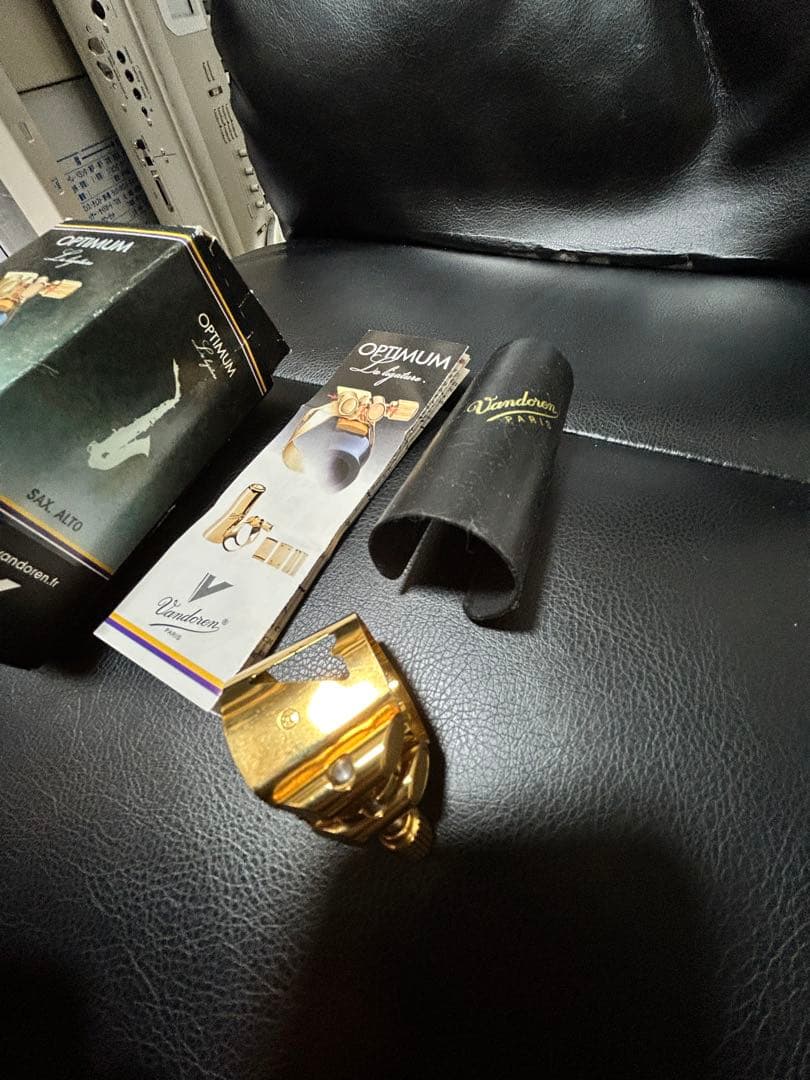 金メッキ【美品】Vandoren Optimum LC07P サックスリガチャー