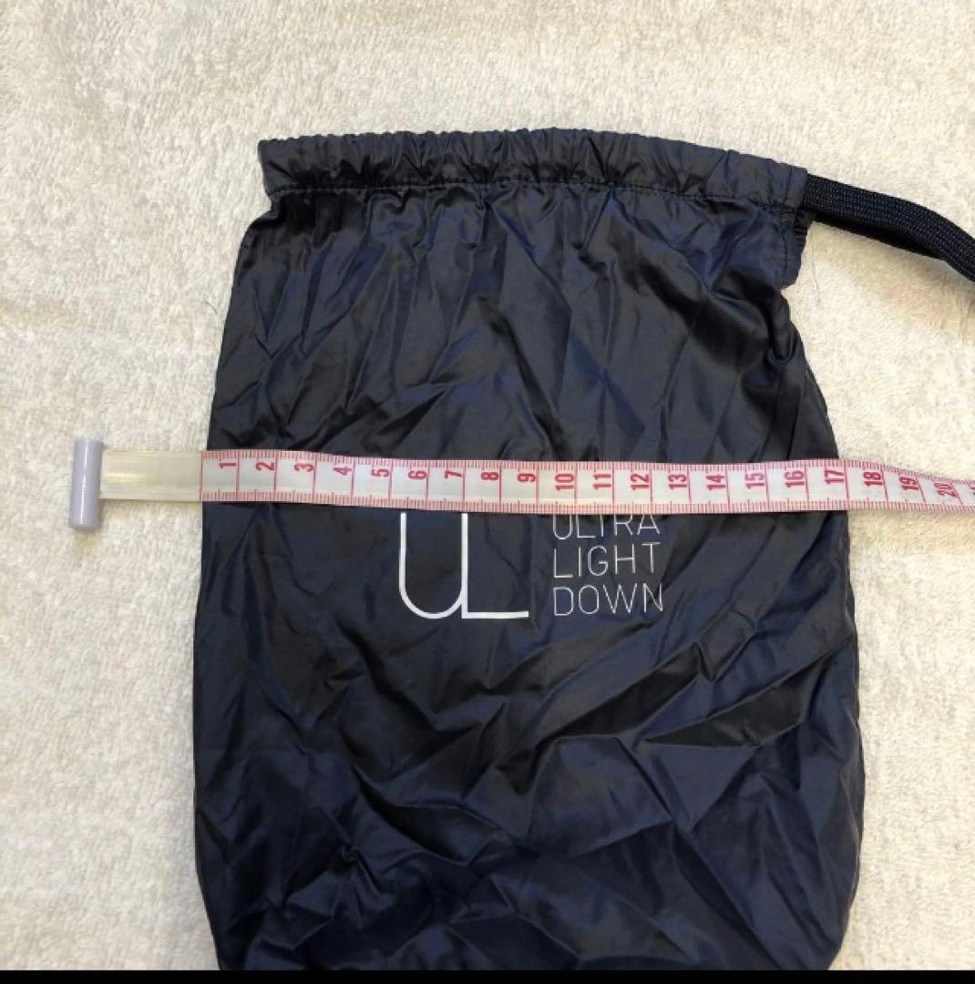 UNIQLOユニクロウルトラライトダウンジャケットサイズ収納袋