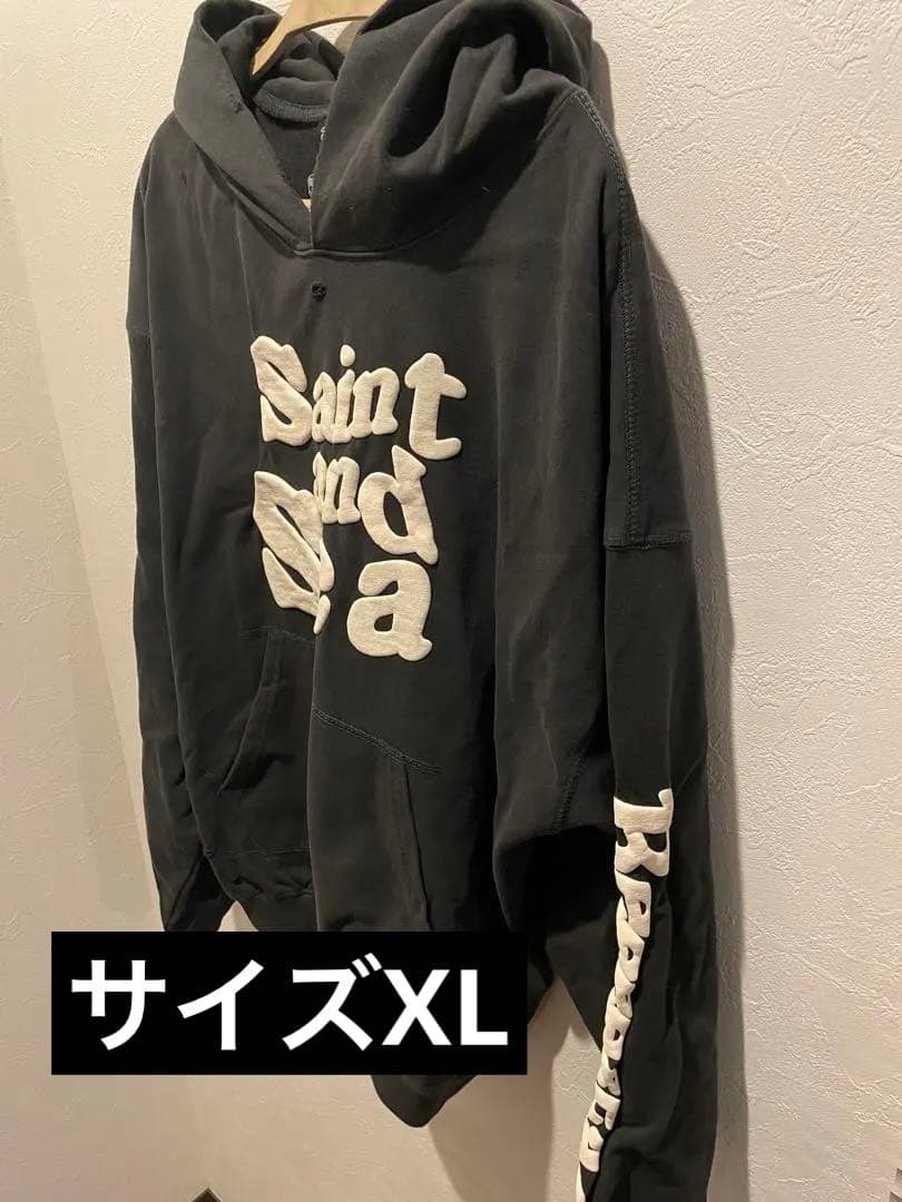 Saint M×××× and WindandSea ブラックパーカー