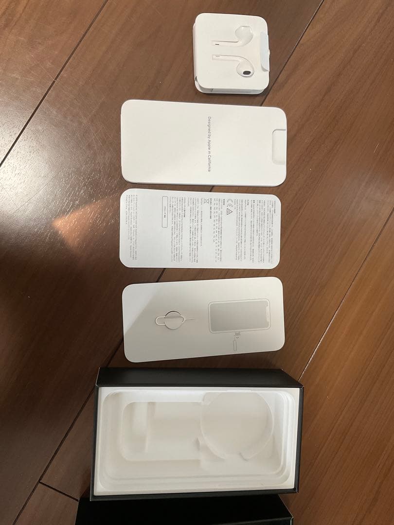 Apple iPhone 11 Pro ミッドナイトグリーン本体