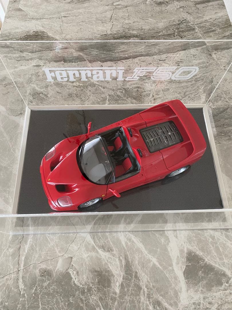 アクリルケース付きFerrari F50 ミニカー赤