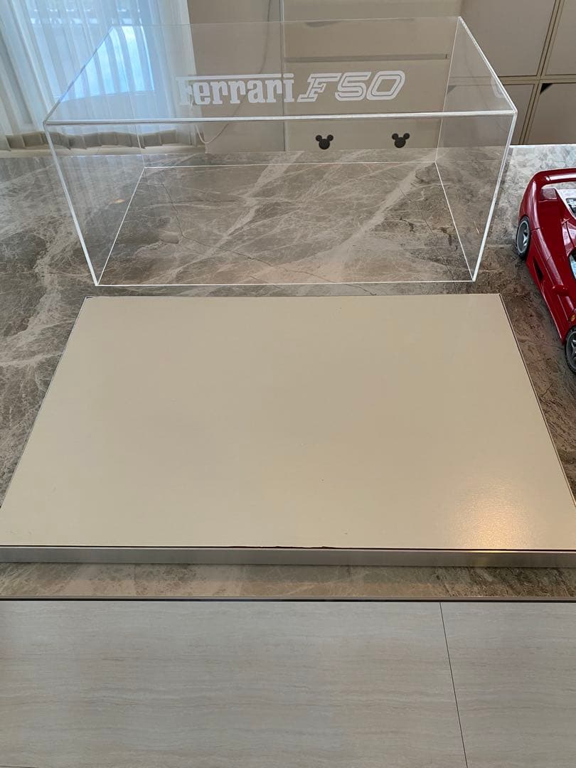 アクリルケース付きFerrari F50 ミニカー赤