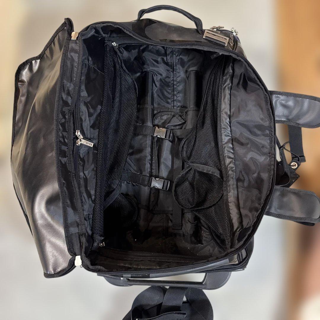 希少品　BREE ブリ― キャリーバック ショルダーバッグ 黒 中古　状態良品