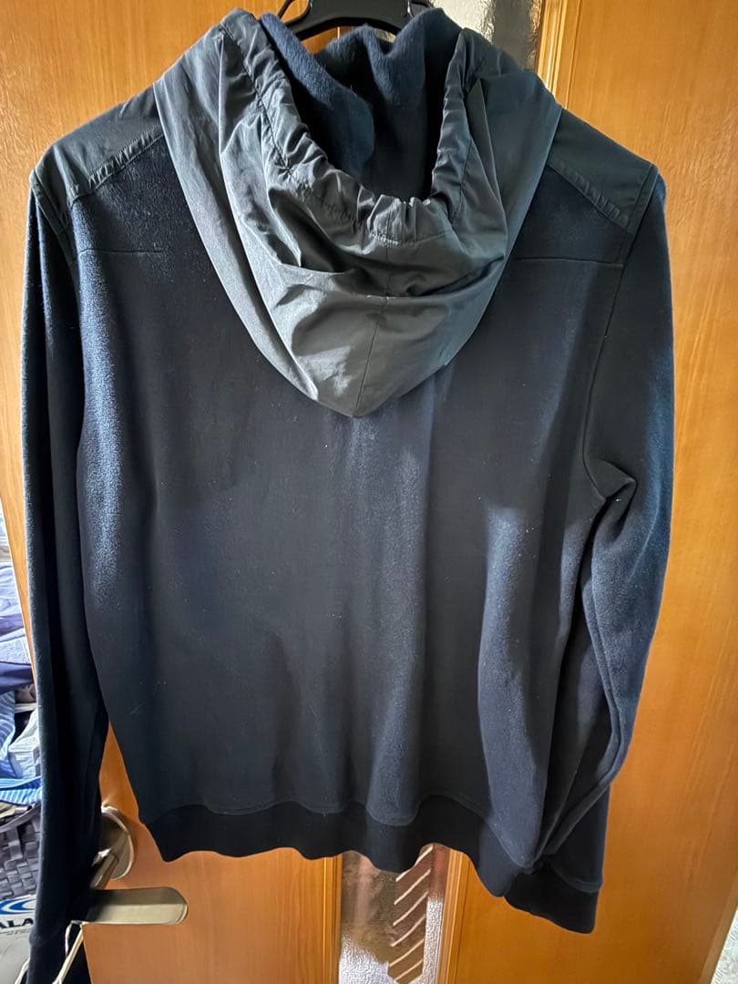 Dior ブラック パーカー