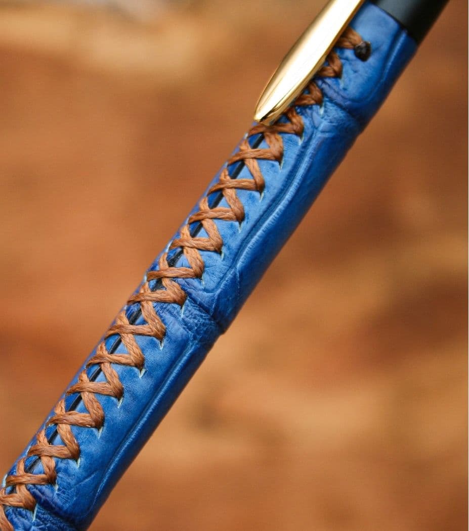 【新品未開封】シックザール 夏限定 革軸ペン【クロコダイル 藍染 (薄藍)】