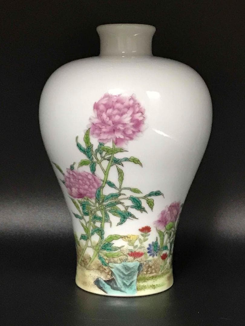 中国古美術　清雍正時代　大清雍正年製　在銘　粉彩花石紋花瓶(A-81)