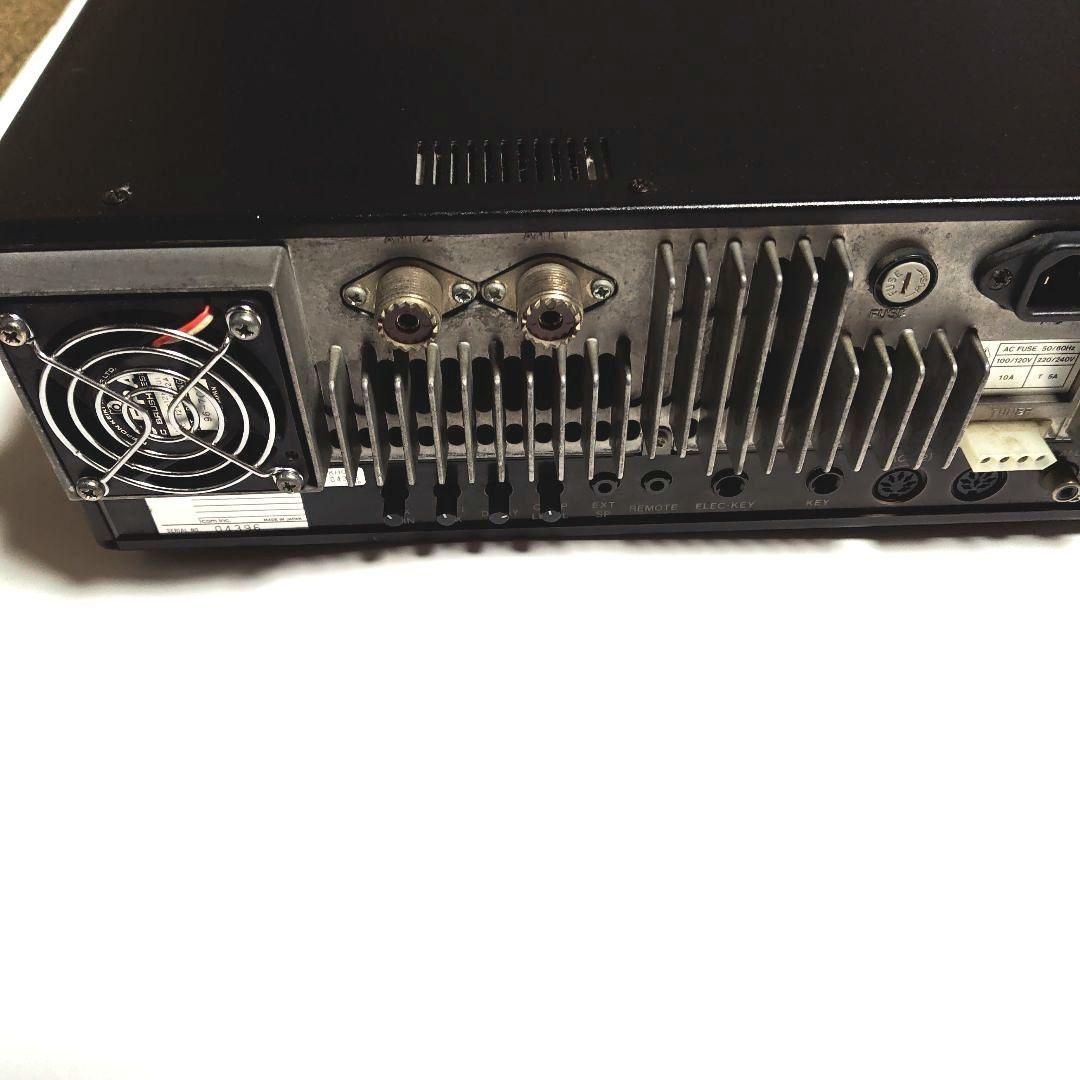 ICOM IC736　HF〜50Mhz オ−ルモ−ドトランシバ−