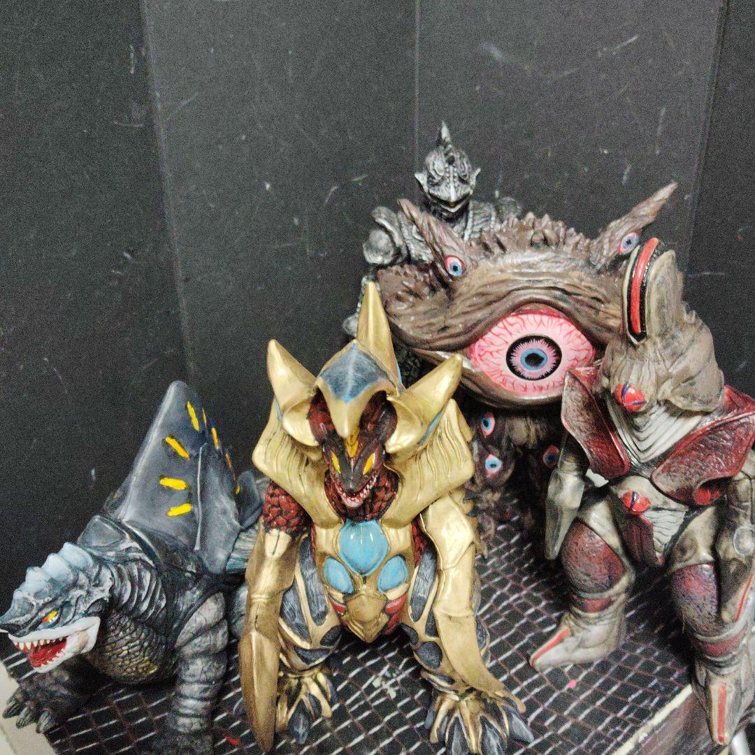 選択可能大好きガイア怪獣超コッヴ.アパテールクーリオン.アパテー4体