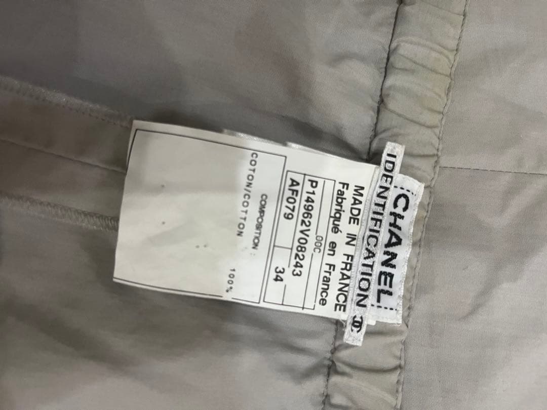 よしこCHANELシャネル膝丈スカート ボタン付き34