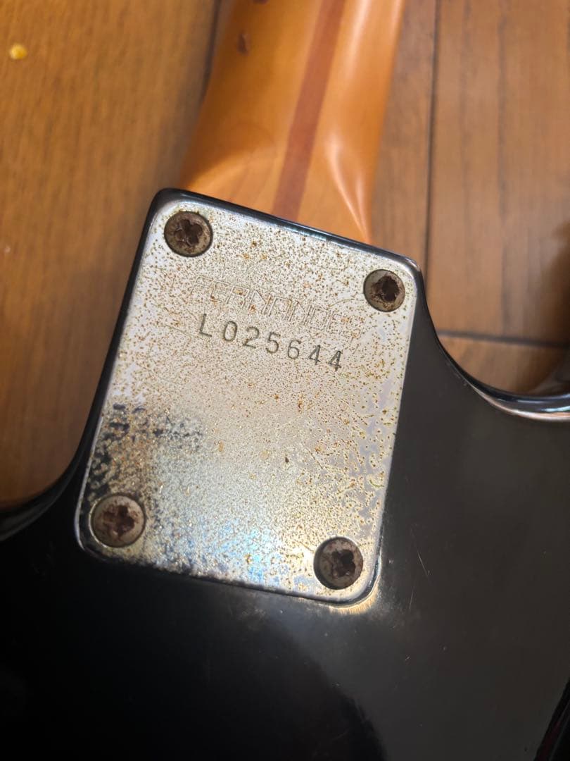 YAMAHAST500のネックに フェルナンデスなボディのカスタムストラトタイプ