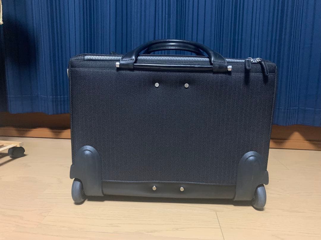 キャリーケース2輪《ポールスミス》