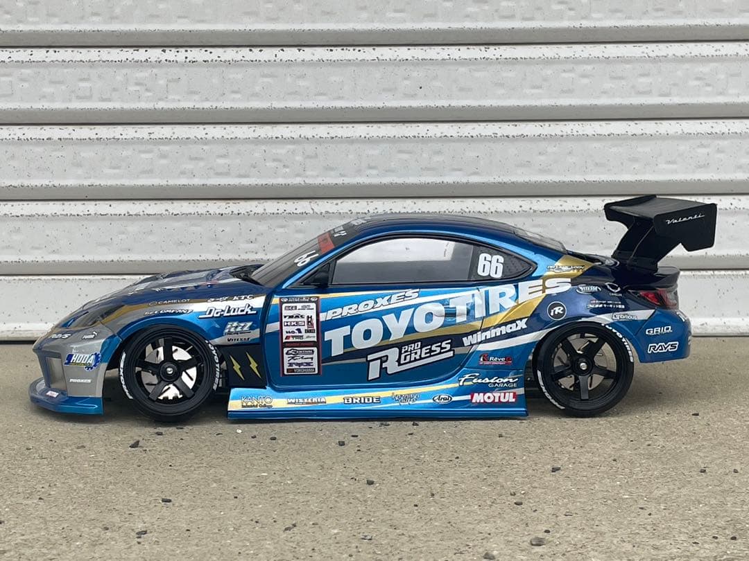 2024 SHIBATA GR86 D1GP TOYO仕様 塗装済未走行ボディ