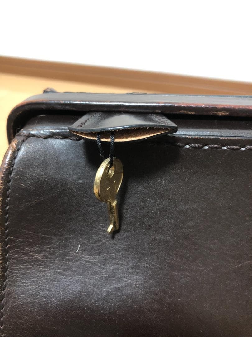 ココマイスター COCOMEISTER 3つマチ ダレスバッグ ダークブラウン