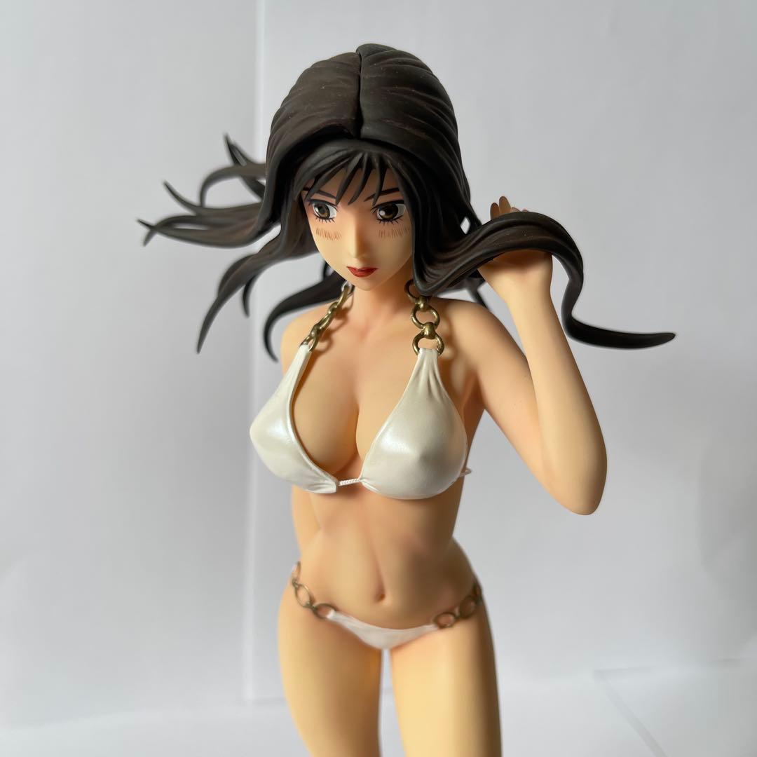 頭文字D 佐藤真子 水着 Ver. WHITE 1/6 完成品フィギュア