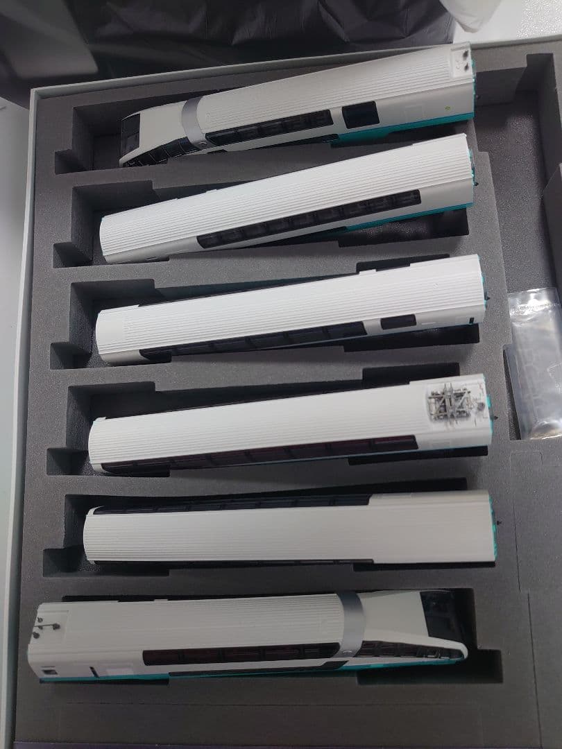 JR 251系 スーパービュー踊り子 新塗装 室内灯入TOMIX 98688